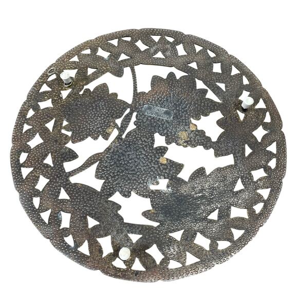 Vintage Italy Taunton Silver Plate Medallion Grapevine Pot Holder Good Condition - Picture 5 of 6